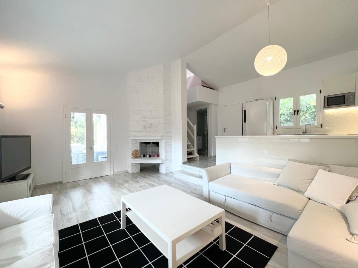 Sani Villa Christy Exteriör bild